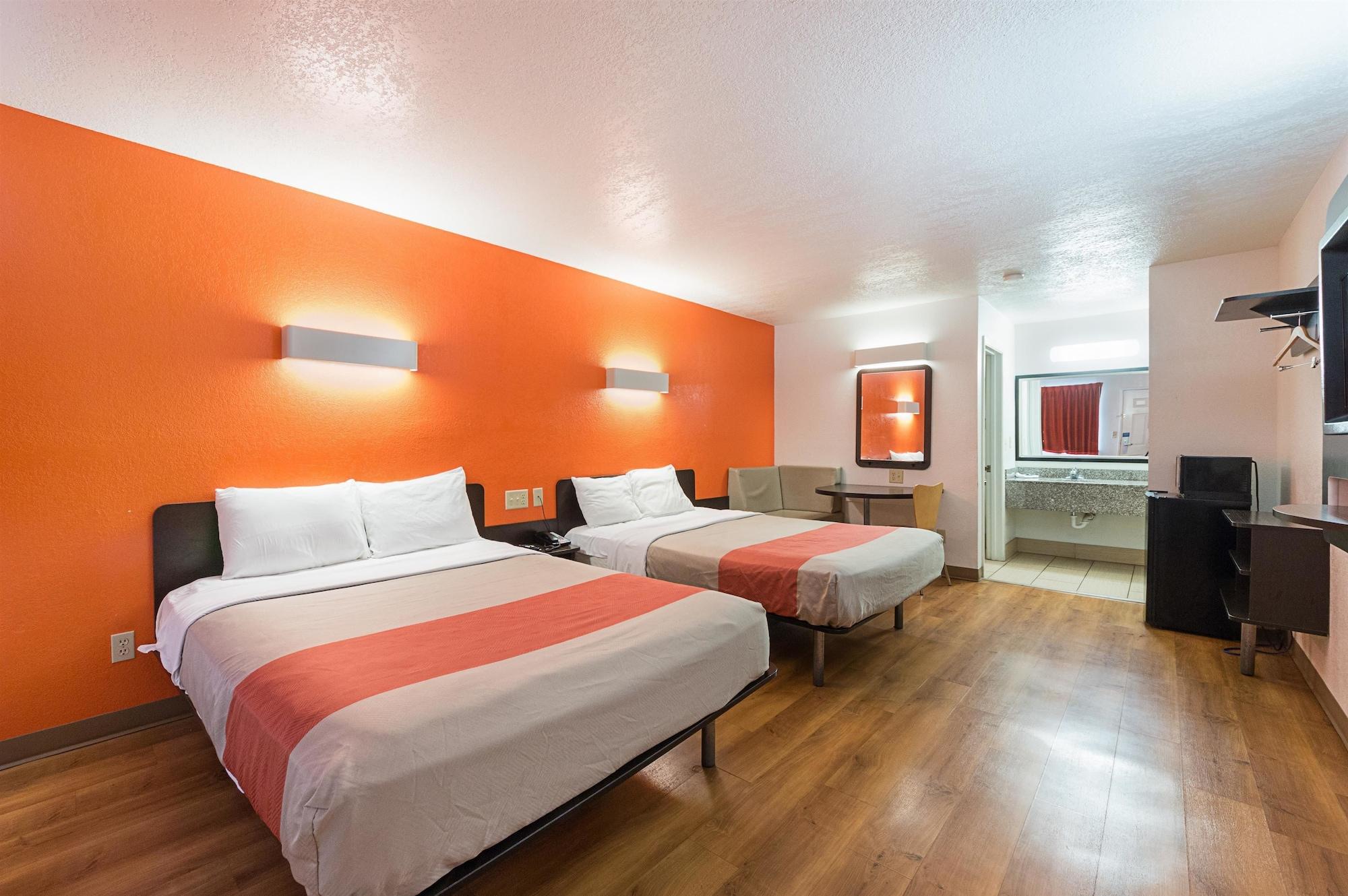 Motel 6-San Antonio, Tx - Fiesta Trails المظهر الخارجي الصورة