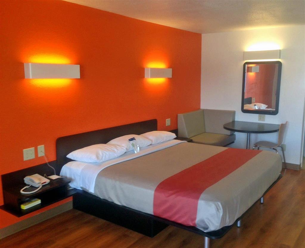 Motel 6-San Antonio, Tx - Fiesta Trails الغرفة الصورة
