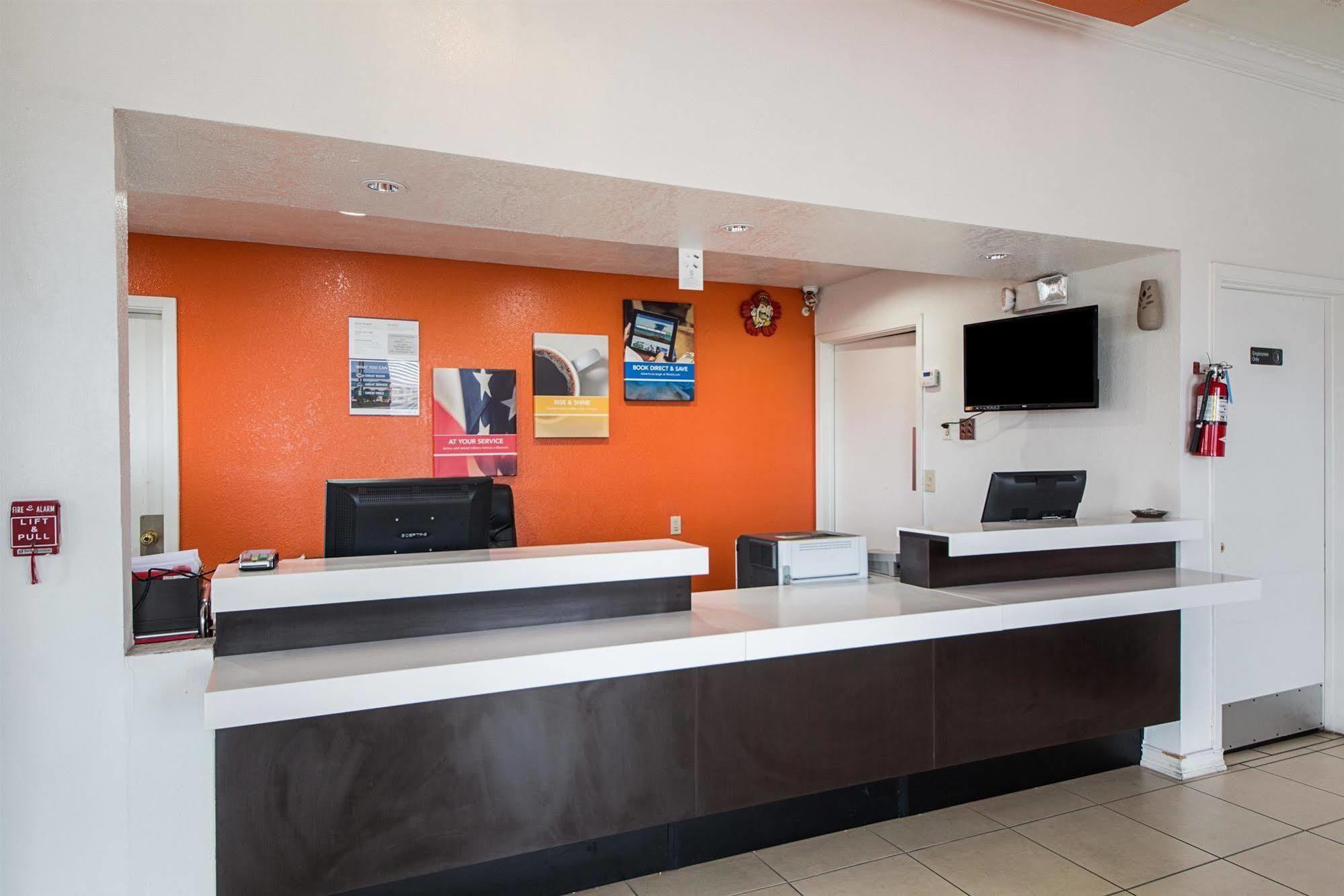 Motel 6-San Antonio, Tx - Fiesta Trails المظهر الخارجي الصورة