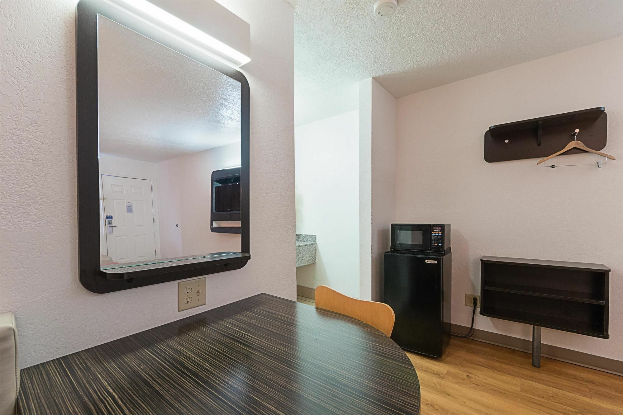 Motel 6-San Antonio, Tx - Fiesta Trails المظهر الخارجي الصورة